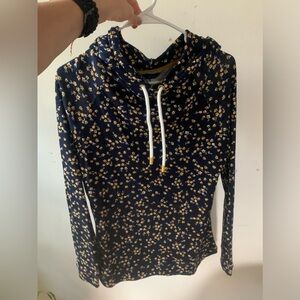 Floral shirt/hoodie :)